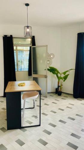 Fotografie z fotogalerie ubytování Urban Zen Appart Spacieux studio atypique avec bain a remous proche de tout v destinaci Pointe-à-Pitre