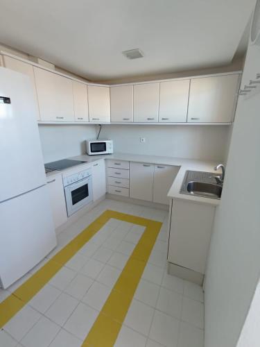Dapur atau dapur kecil di SUNSET Beach