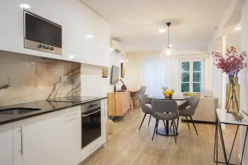 Foto Santa Luzia Apartments By Guestify 6