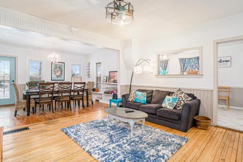 Farmhouse Delight – Photos 3