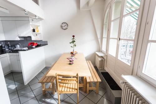 Luxury Apartments Justingerweg Bernにあるキッチンまたは簡易キッチン