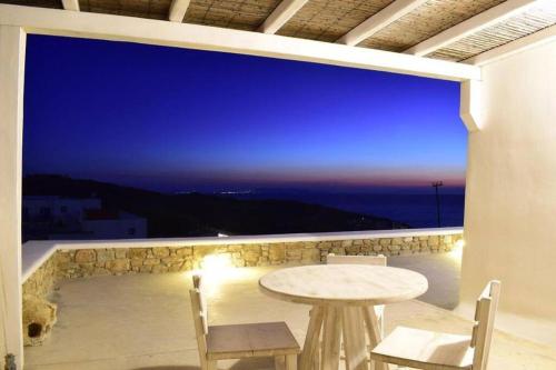 Gallery image of Opus studio in Agios Stefanos