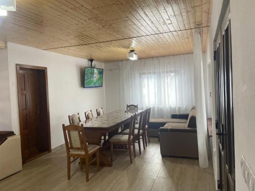 Φωτογραφία από το άλμπουμ του Cabana la Pârvu σε Achimeţeşti