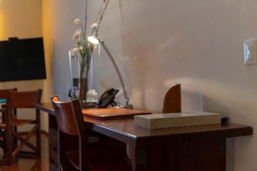 Μια τηλεόραση ή/και κέντρο ψυχαγωγίας στο Hotel Boutique Casa San Diego