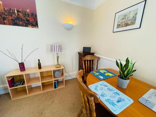 Χώρος καθιστικού στο Cosy entire flat