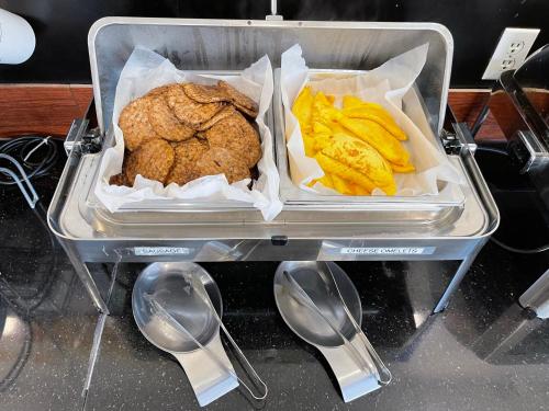 Gallery image of Comfort Suites Lake Charles in Lake Charles