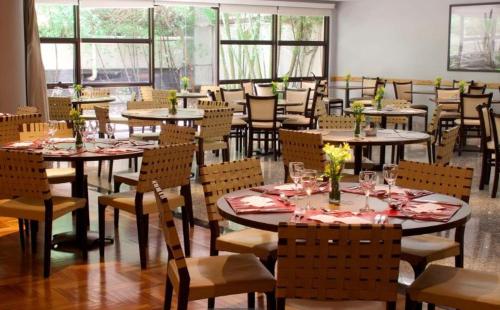 Restaurant o un lloc per menjar a Hotel na Alameda Lorena - Jardins