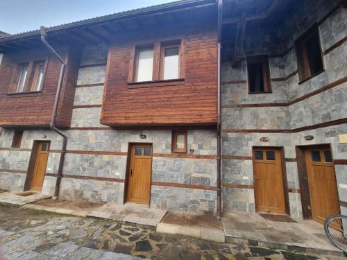 Bangunan di mana terletaknya chalet