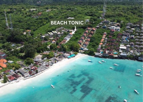 Pohľad z vtáčej perspektívy na ubytovanie Beach Tonic Lembongan