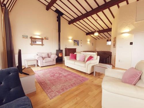 Posezení v ubytování Beach Retreat-3 Bed-Pet friendly-Central location