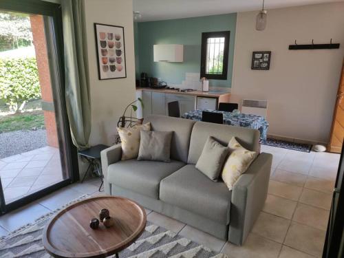 Charmant T2 moderne au calme avec jardin vue sur Canigou