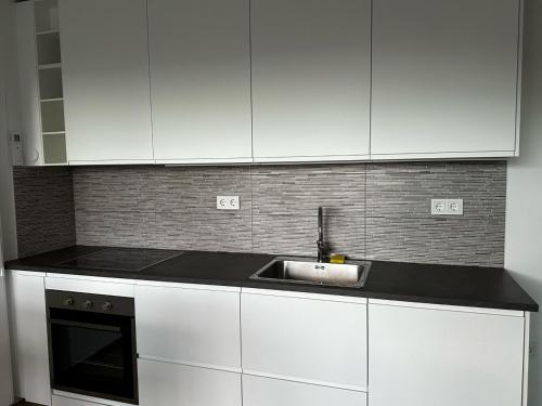 Kuchyňa alebo kuchynka v ubytovaní Apartment Torremolinos