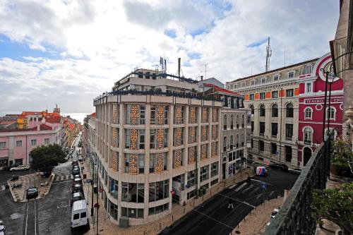 Localtraveling Chiado Trindade