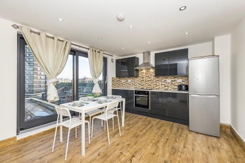 Edgware Hub