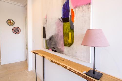 Fotografia z galérie ubytovania Beautiful apartment with seaview, garden and pool v destinácii Estepona