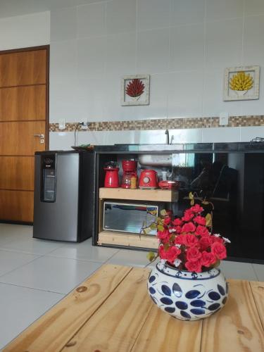 Flat JACUMÃ LITORAL SUL PBにあるキッチンまたは簡易キッチン