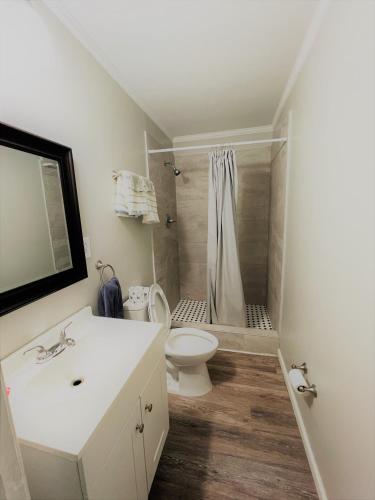 Sand Dollar Motelにあるバスルーム