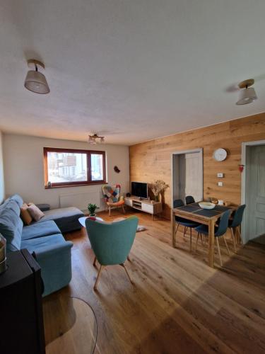 Χώρος καθιστικού στο Apartmán Piri