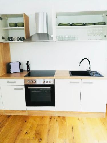 Garden Apartment – Photos 5