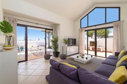 Villa Norma by Villa Plus