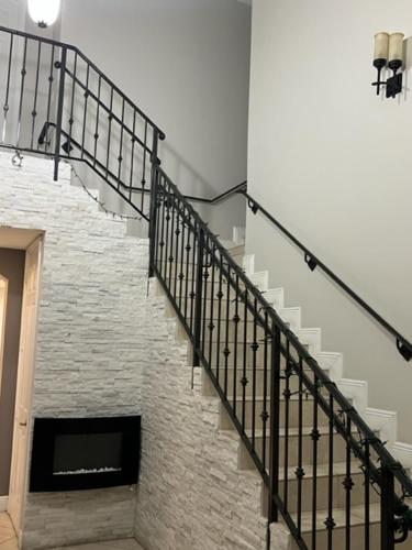 Multifaceted Home – Photos 3
