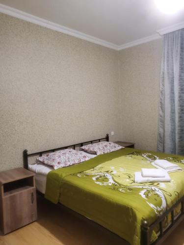 Postel nebo postele na pokoji v ubytování Beehives
