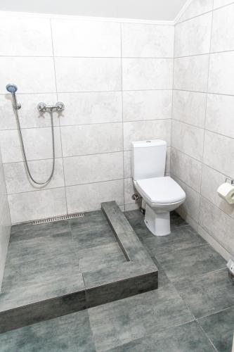 Un baño de Готель «На Кронштадській»