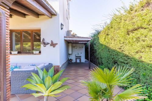 Κήπος έξω από το Chalet El Santiscal