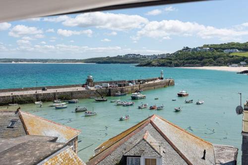 Cornish Chapel House – Photos 5