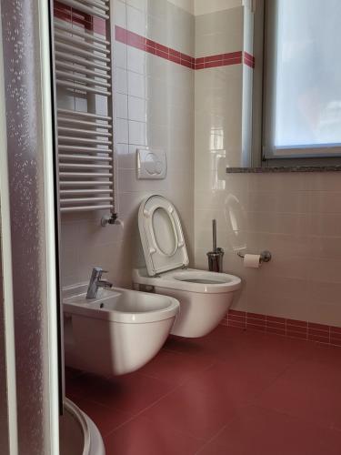 Ένα μπάνιο στο Residence Belvedere Apartment Volesio