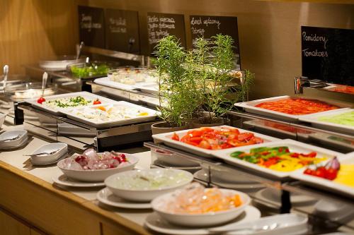 Jídlo v hotelu nebo okolí