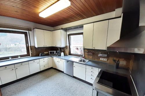 Dapur atau dapur kecil di Work & Stay Apartments in Hönningen