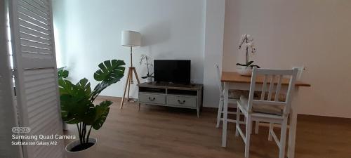 Loft 105