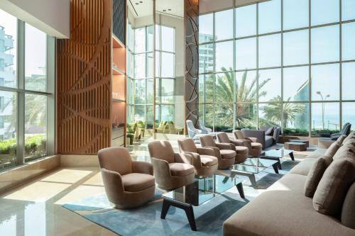Ein Sitzbereich in der Unterkunft JW Marriott Hotel Lima
