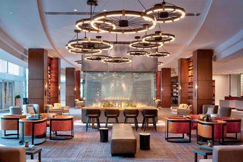 Indianapolis Marriott Downtown Image