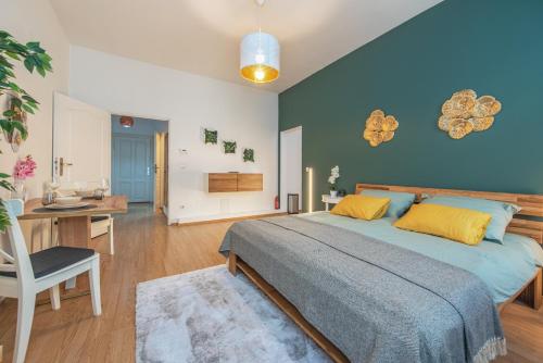 Beautiful Apartment - 12 minutes to City Center