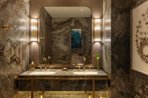 Foto Al-Kuwaydis asuva majutusasutuse The St. Regis Kuwait galeriist