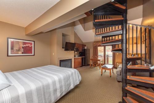 A316 Studio & Loft Standard View – Photos 5