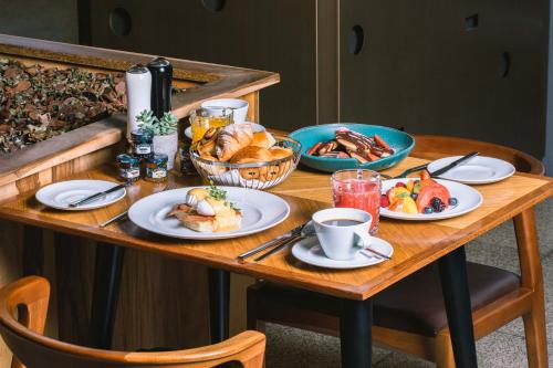 Jídlo v hotelu nebo okolí