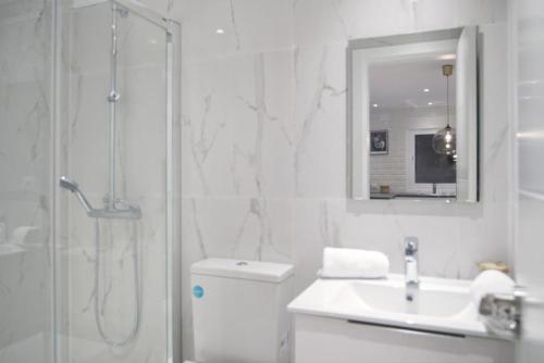 Ένα μπάνιο στο Luxury Apartment Fuengirola