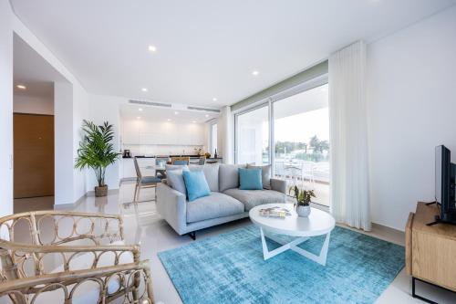 Adega Marina Apartments - Urban View
