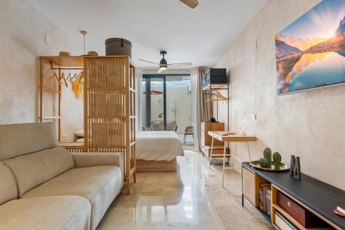 Las Buganvillas 11
