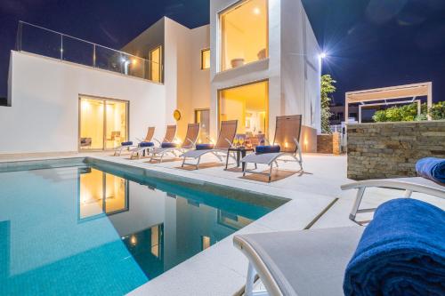Villa Laura - Piscina aquecível e BBQ, perto da marina - Albufeira