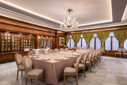 Restoran atau tempat lain untuk makan di Hotel Rio Badajoz