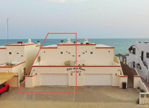 Villa de la Reyna 2A Beachfront Duplex – Photos 2