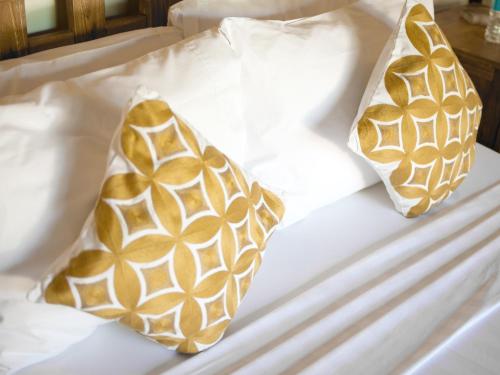 Letto o letti in una camera di Cadlao Resort and Restaurant