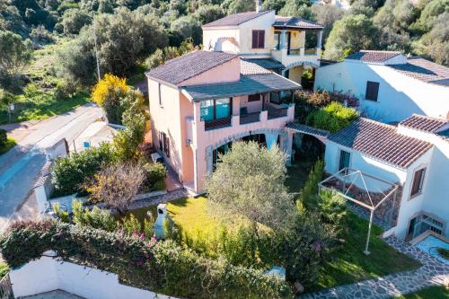 Φωτογραφία από το άλμπουμ του Villa Victoria 1.5 Km From The Beach - Happy Rentals σε Vaccileddi