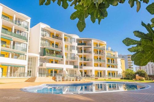 Apartamentos Primavera Praia e Piscina