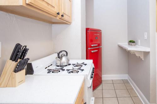 1538 Tenth Ave Carriage – Photos 5