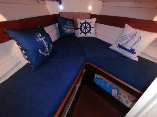 Photo de la galerie de l'établissement Bateau Voilier Hôtel à quai Séjour insolite, à La Rochelle